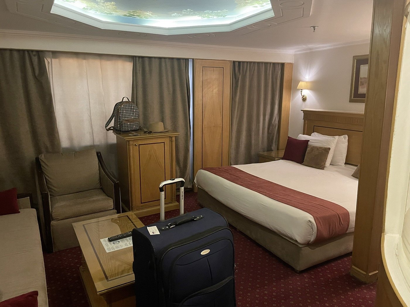 Reserva oferta de viaje o vacaciones en Hotel CHATEAU LAFAYETTE