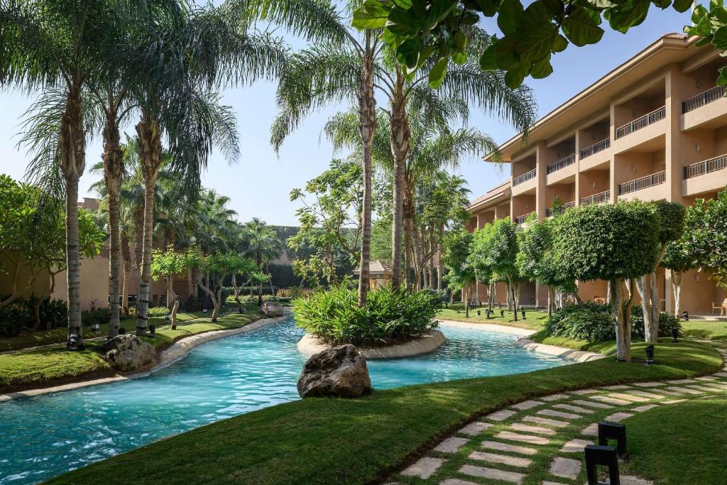 Reserva oferta de viaje o vacaciones en Hotel DUSIT THANI LAKE VIEW Reserva oferta de viaje o vacaciones en Hotel DUSIT THANI LAKE VIEW